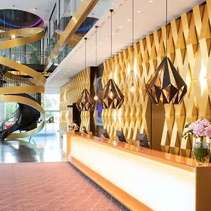 4* מלון Nhow Frankfurt